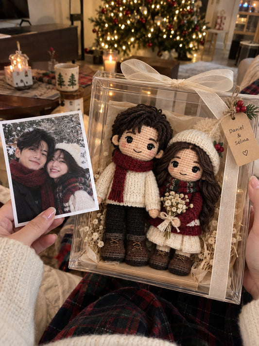 Solinil Custom Couple Crochet Dolls